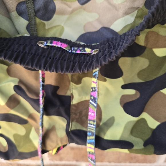OP Camouflage Women's Athletic Shorts with Colorful Trim - Picture 6 of 9